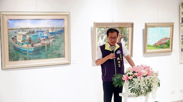 ▲彰化建縣300~半線印記-員青美展暨全國大學、高中學生得獎作品聯展，共計28件會員作品以及51件得獎作品展出，展出主題皆能呈現出熱愛鄉土的情懷。（記者林明佑攝）