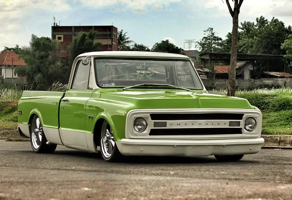 Chevrolet C10 StudioMotor