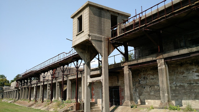 Форт Хенкок. Сенді-Хук, Нью-Джерсі (Fort Hancock. Sandy Hook, NJ)