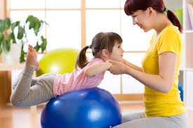 Atenção à Escoliose Infantil na Escola