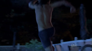 Jon Bernthal Shirtless on Eastwick s1e03