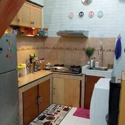  Gambar  Desain Dapur  Memanjang Minimalis Untuk rumah Sempit 