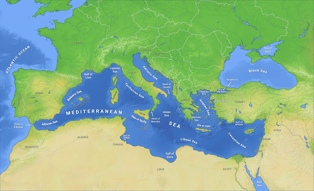 Карта Средиземного моря с подразделениями, проливами, островами и странами