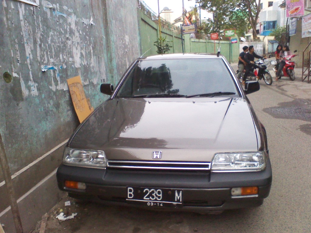 Dijual Mobil HONDA Accord Prestige Tahun 1988 LAPAK MOBIL DAN