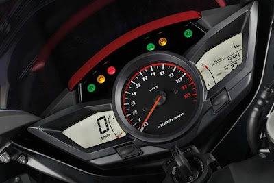 2010 Honda VFR1200F Dash