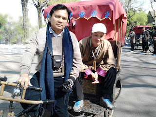 BECAK BEIJING DAN HUTONG. MENONJOLKAN BANGINANA DAN KENDARAAN TRADISIONAL CHINA