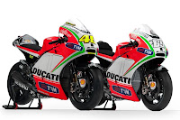 Ducati Desmosedici GP12 (Rossi and Hayden) Front Side