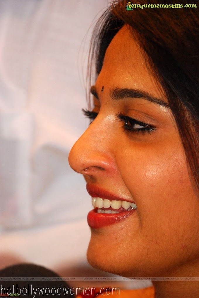 Tamil actress Anushka Shetty nose closed shoot