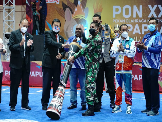 Romanus Mbaraka Buka Resmi PON XX Papua Klaster Merauke di GOR Head Sai Merake.lelemuku.com.jpg