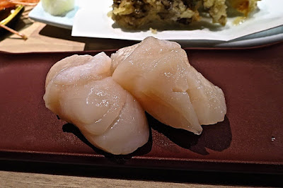 Sushi Shiki Hanamaru, hotate