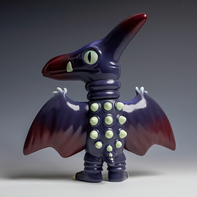 Designer Con 2023 Exclusive Pterantor Abyss Edition Vinyl Figure by Chris Lee (The Beast Is Back)