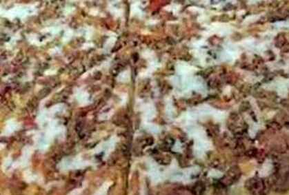 طريقة عمل البيتزا باللحمة المفرومة