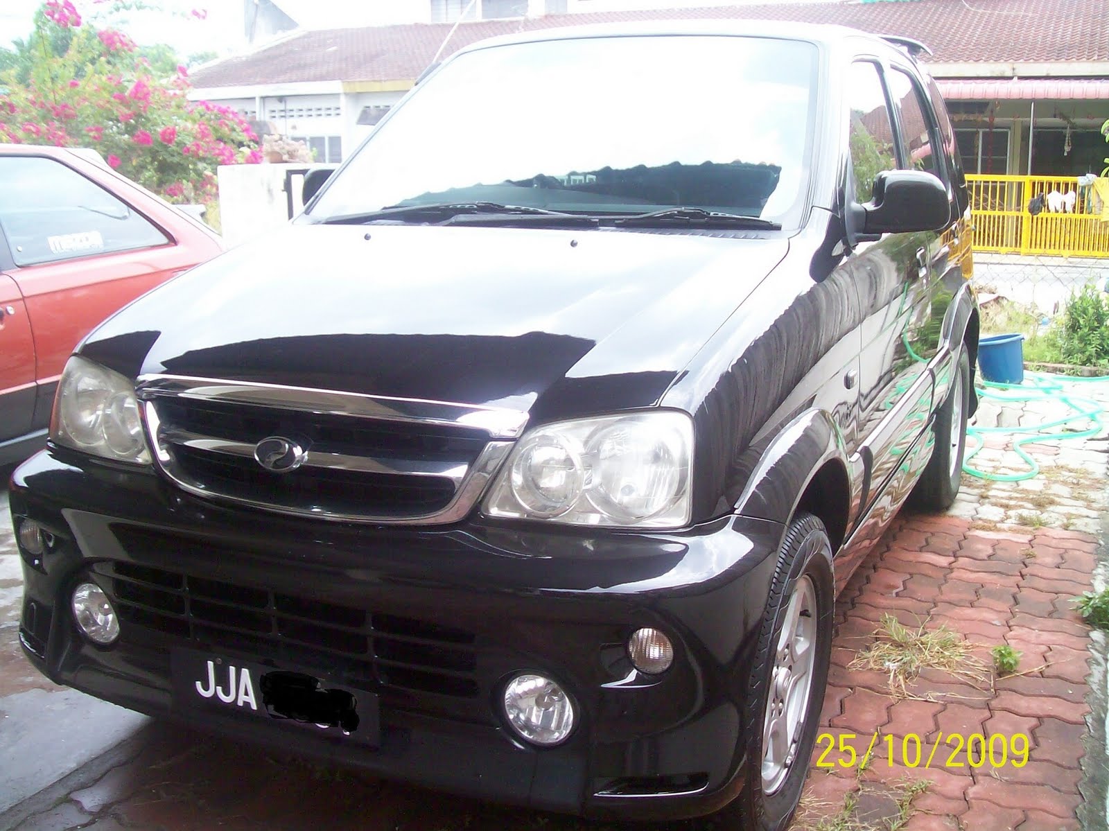 SuKa@KeReTa: Perodua Kembara (A) Aero DVVT 2005