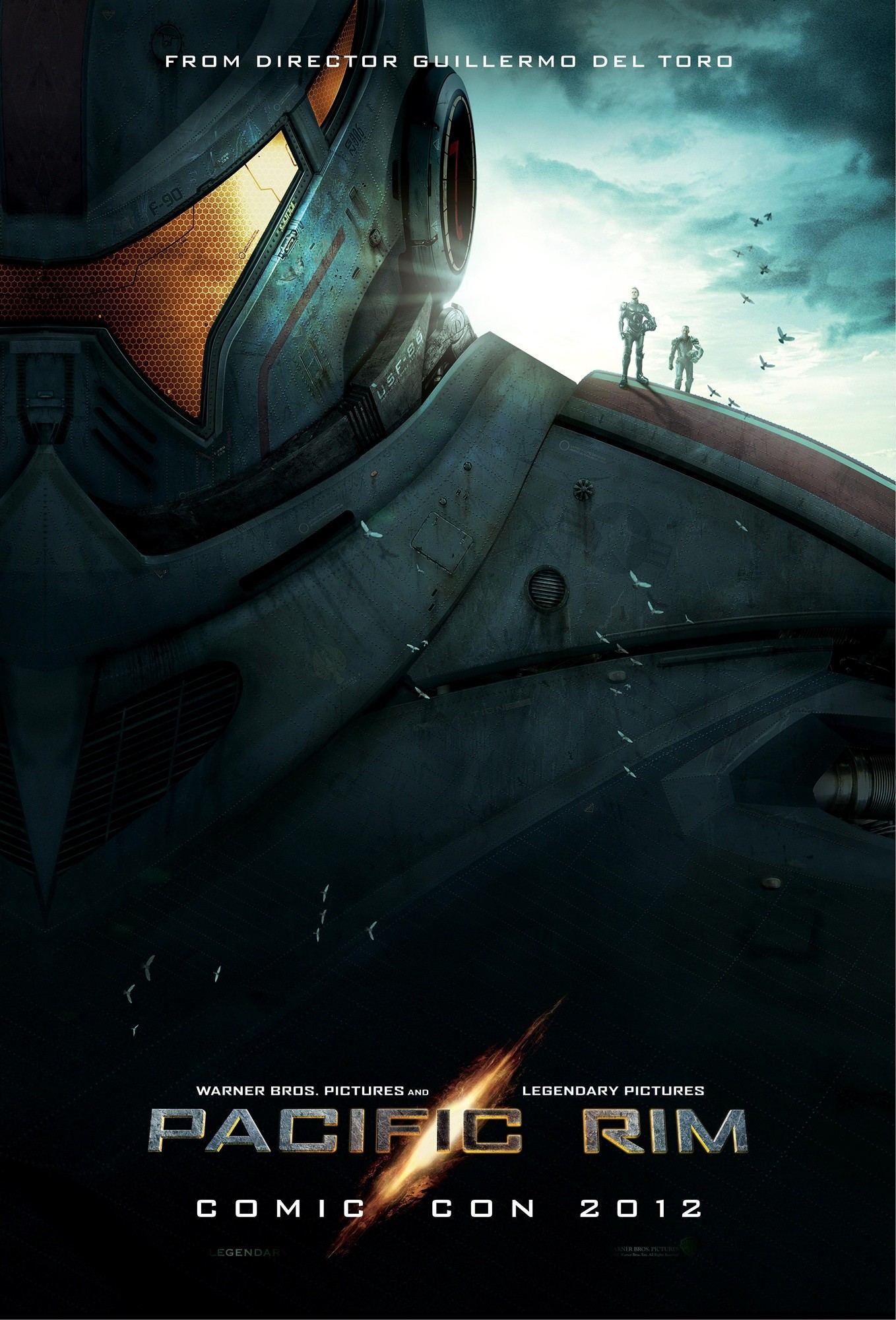 pacific rim plakat recenzja filmu guillermo del toro charlie hunnam