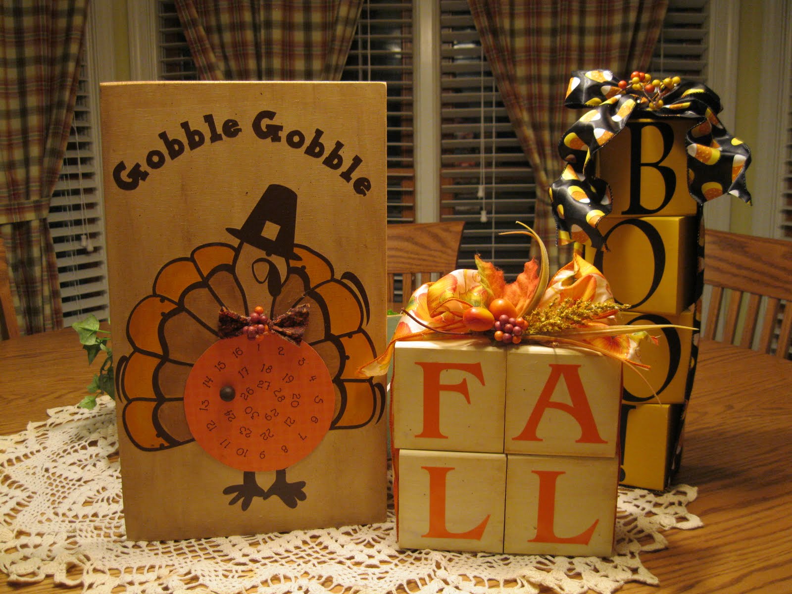  Vinyl  Lady Home  Decor  Fun Fall Ideas 