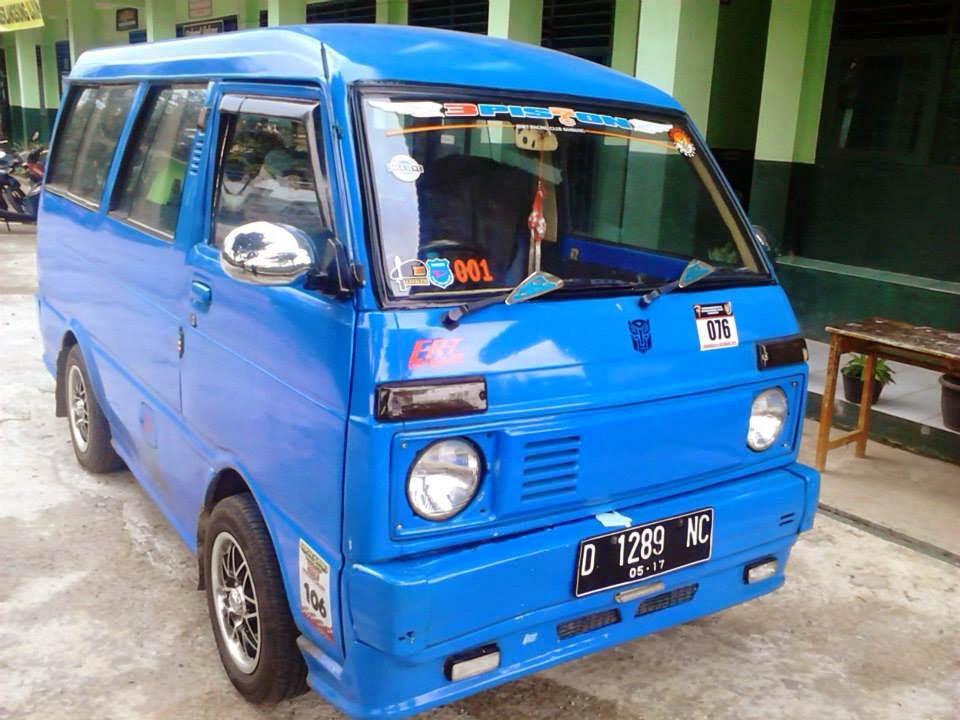  Modifikasi Mobil Hijet 1000  Mobil  Tua Unik Se Indonesia 2019