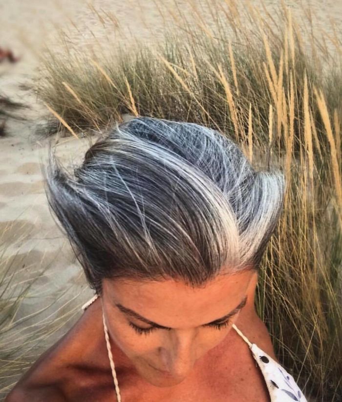 50 Women Who Didn't Dye Their Gray Hair And Still Look Gorgeous