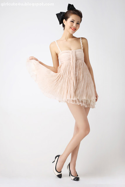 1 Sun Yiqi-Short skirt-very cute asian girl-girlcute4u.blogspot.com