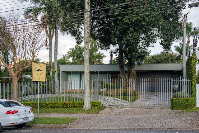 Casa em estilo modernista