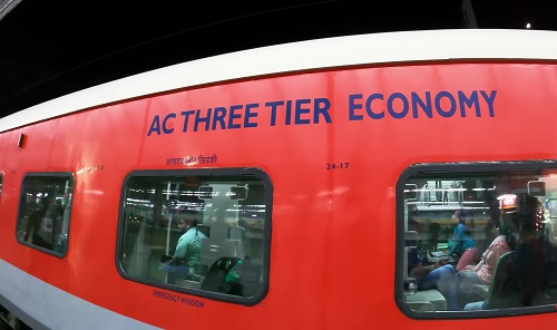 3e coach in train