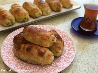 çıtır börek, kolay börek, ıspanaklı börek, hazır yufka