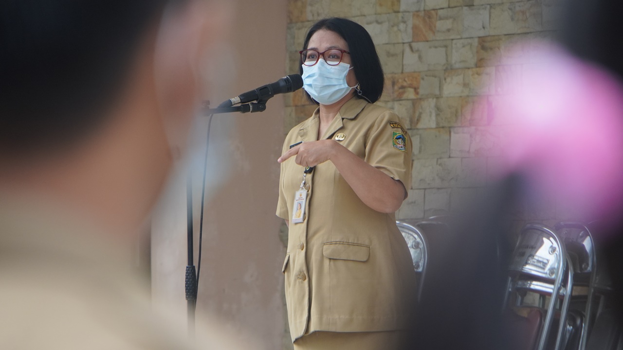 Dokumentasi Apel Pagi Bersama Ibu Wadirum dr. Widyana Grehastuti