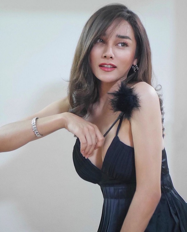 Siriranya Chulalakkul – Beautiful Thai Ladyboy Instagram photo
