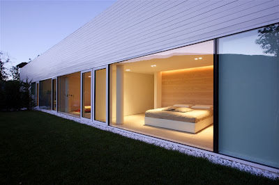 Дом с остекленным павильоном, Швейцария