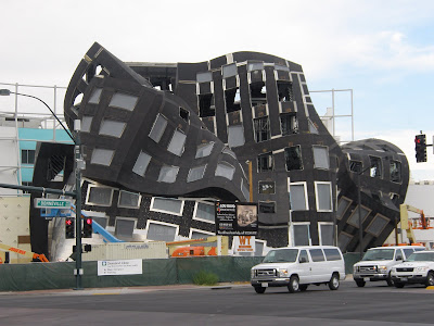 Furniture Outlet Stores  Vegas on Lovely Las Vegas  Strange Las Vegas Building  Demolition Or Creation