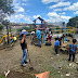 Jornada de recuperación y embellecimiento en el parque infantil del barrio El Japón 