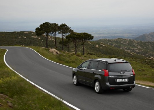 New Peugeot 5008