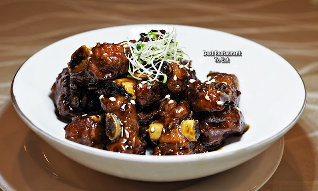 Oriental Group Restaurant Zhenjiang Sweet & Sour Iberico Baby Pork Ribs