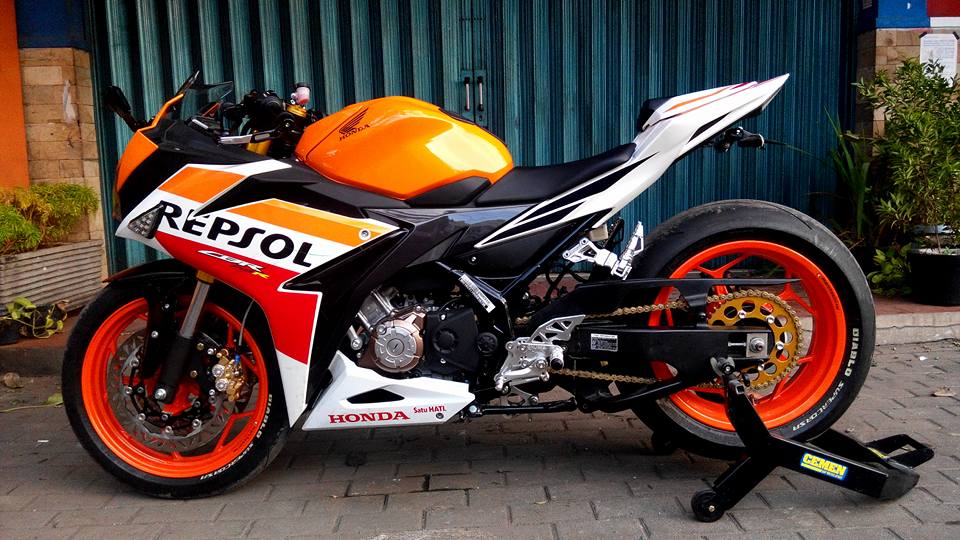 CBR 150cc Modifikasi pake ban moge Modif  Ganteng