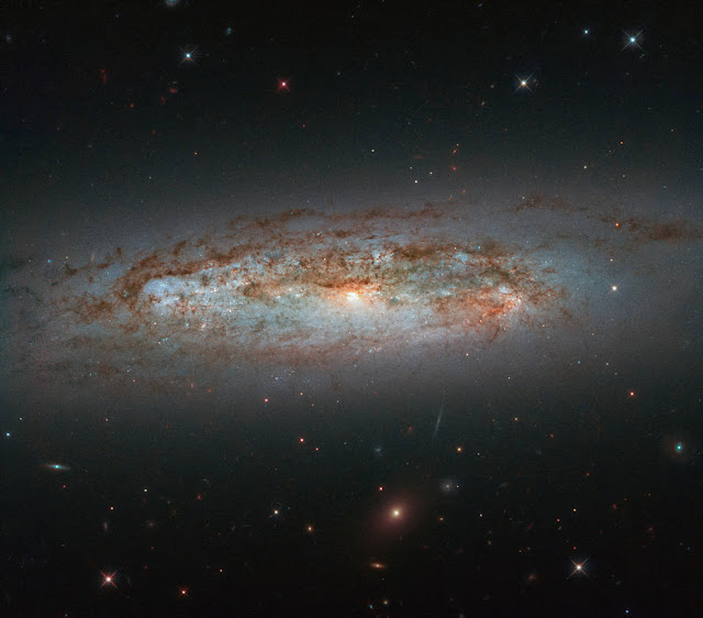 ngc-3175-galaksi-spiral-memukau-di-rasi-bintang-antlia-informasi-astronomi