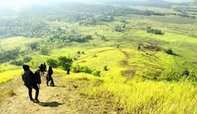 PUNCAK AHUAWALI, NEGRI DI ATAS AWAN DARI KONAWE