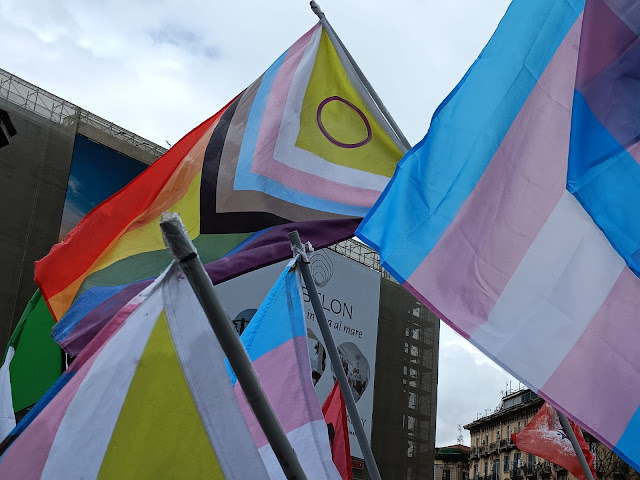 Diverse bandiere dell'orgoglio LGBTQ+