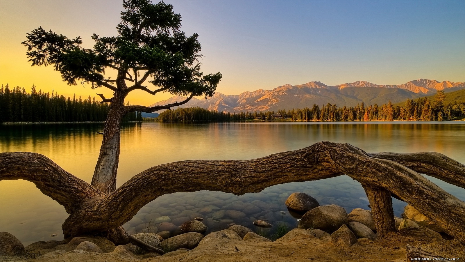 Nature Desktop    Backgrounds Lake