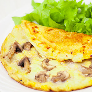 Mushroom Omelet (Mantarli Omlet)