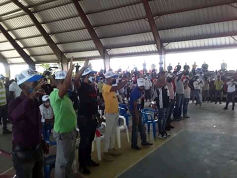 EL PRESIDENTE DEL PRM, JOSÉ IGNACIO PALIZA, REALIZÓ ENCUENTRO CON DIRIGENTES POLÍTICOS EN VALLEJUELO