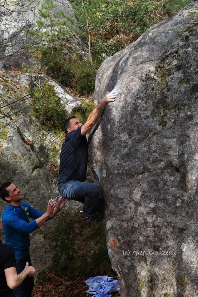 Laurent joue l'abominafreux, 6B+, Cuvier nord, (C) Greg Clouzeau