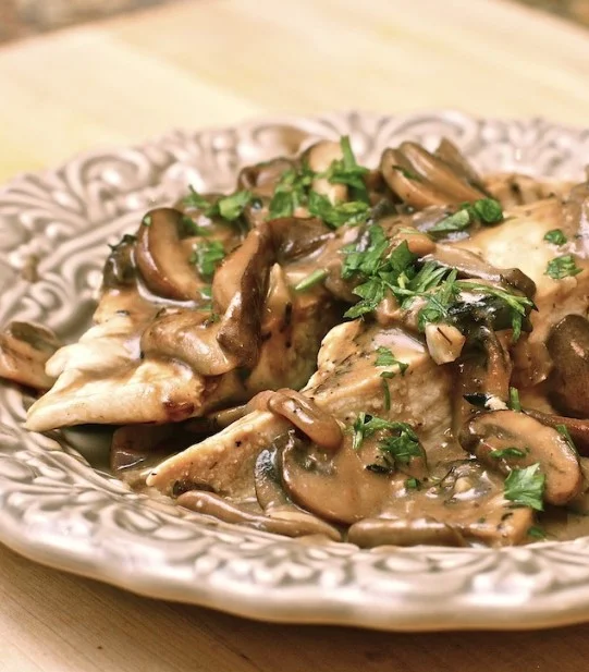 BALSAMIC REAM CHICKEN WITH MUSHROOMS