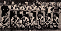 FEYENOORD ROTTERDAM - Rotterdam, Holanda - Temporada 1969-70 - Treytel, Guus Haak, Theo Laseroms, Romeijn, Israel, Wery, Veldhoen y Eddy Pieters Graafland; Theuns, Kindvall, Hasil, Geels, Van Hanegem, Wim Jansen y Moulijn - En esta temporada el Feyenoord se proclamó Campeón de la Copa de Europa