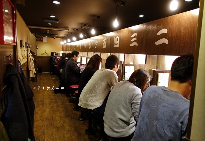 9 日本九州 一蘭拉麵 天神西店 方碗拉麵