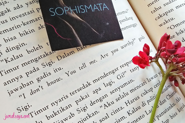 resensi novel sophismata