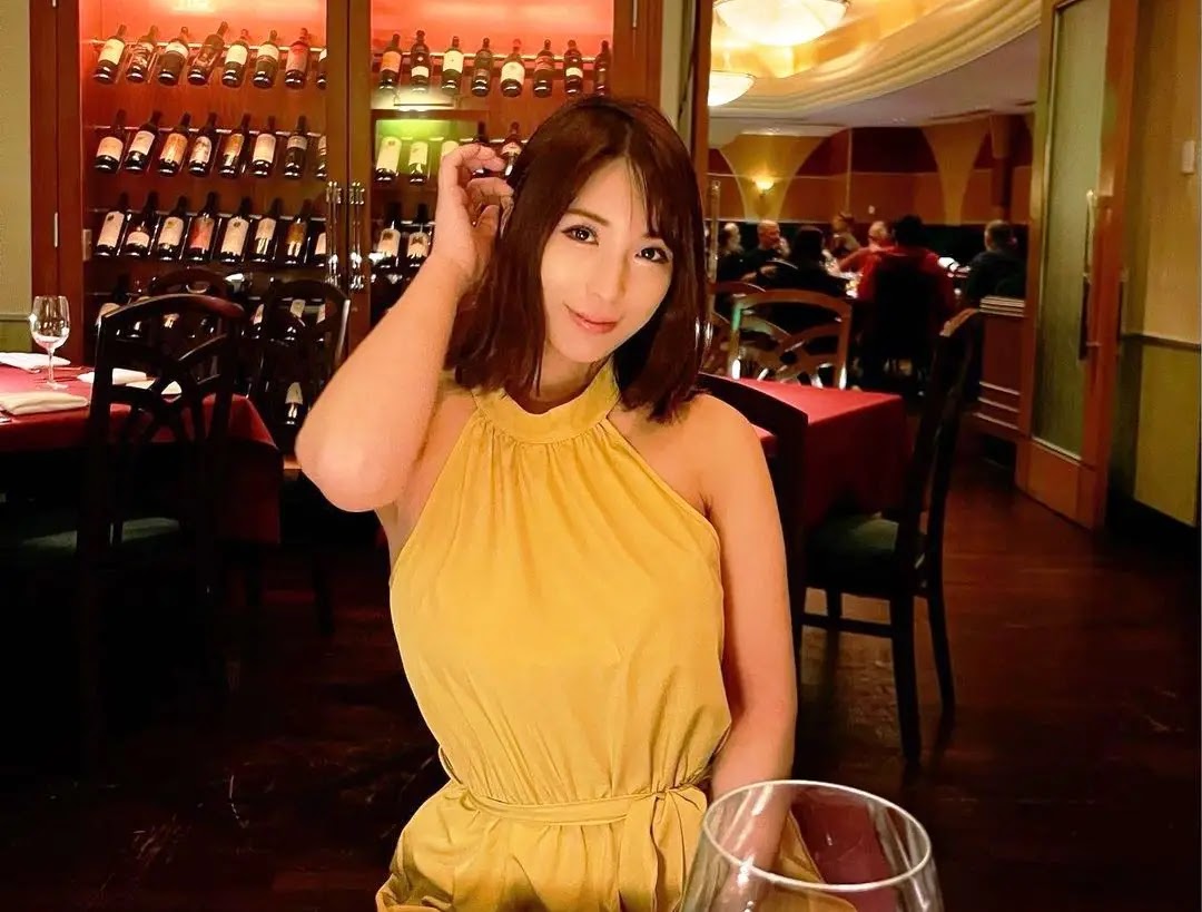 Nami Hoshino in yellow dress