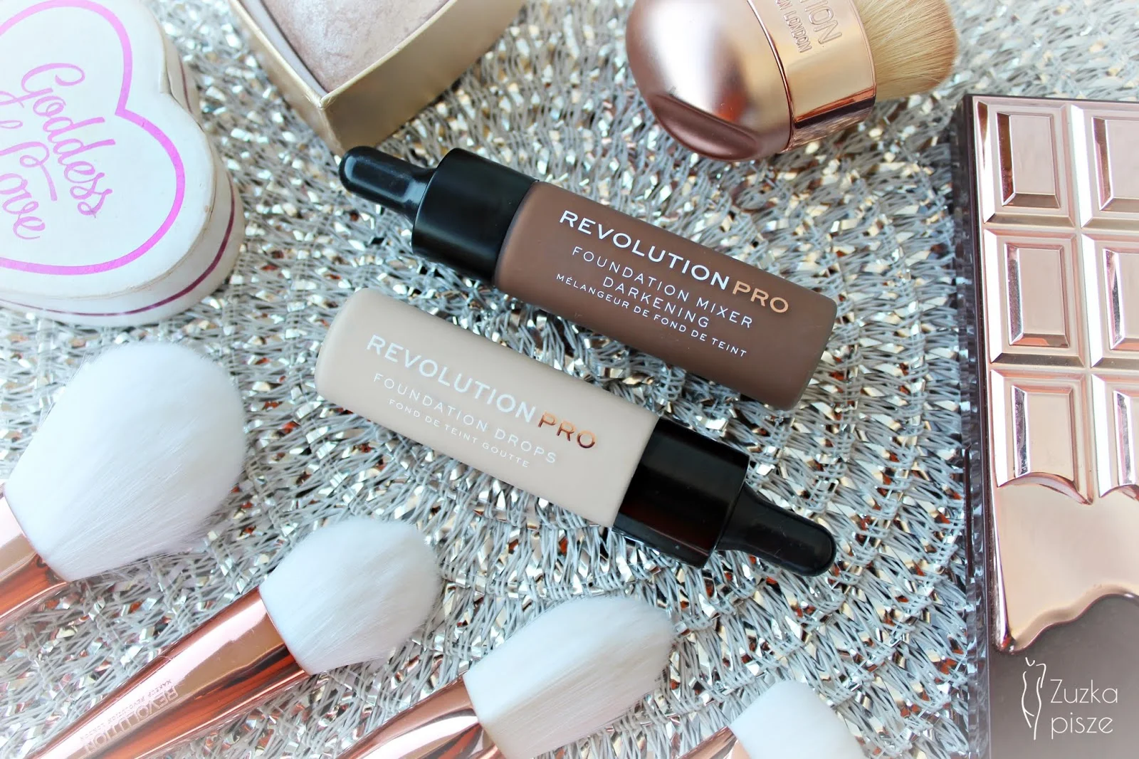 foundation mixer darkening revolution pro