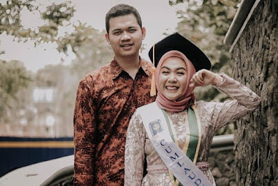 model kebaya wisuda untuk orang gemuk terbaru