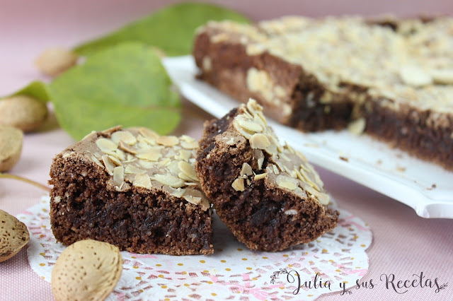 Brownie de almendra y chocolate sin gluten. Julia y sus recetas