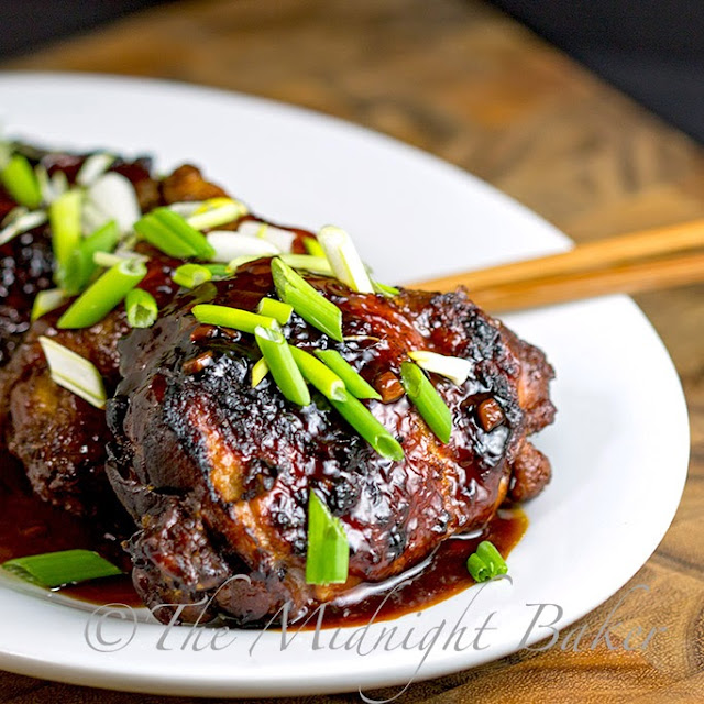 Slow Cooker Chicken Teryaki | bakeatmidnite.com | #slowcooker #crockpot #teryakichicken