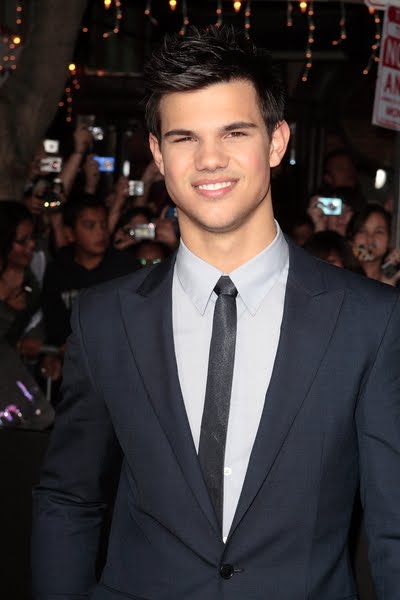 Taylor Lautner Shirtless